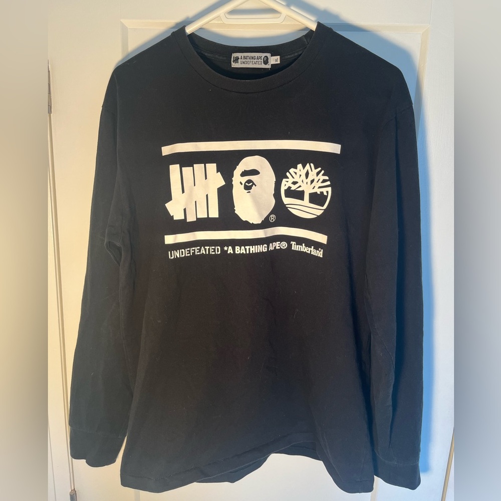 Undefeated * Bape * Timberland crewneck
